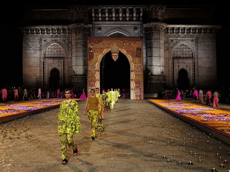 dior show mumbai|Dior fall 2023 Mumbai.